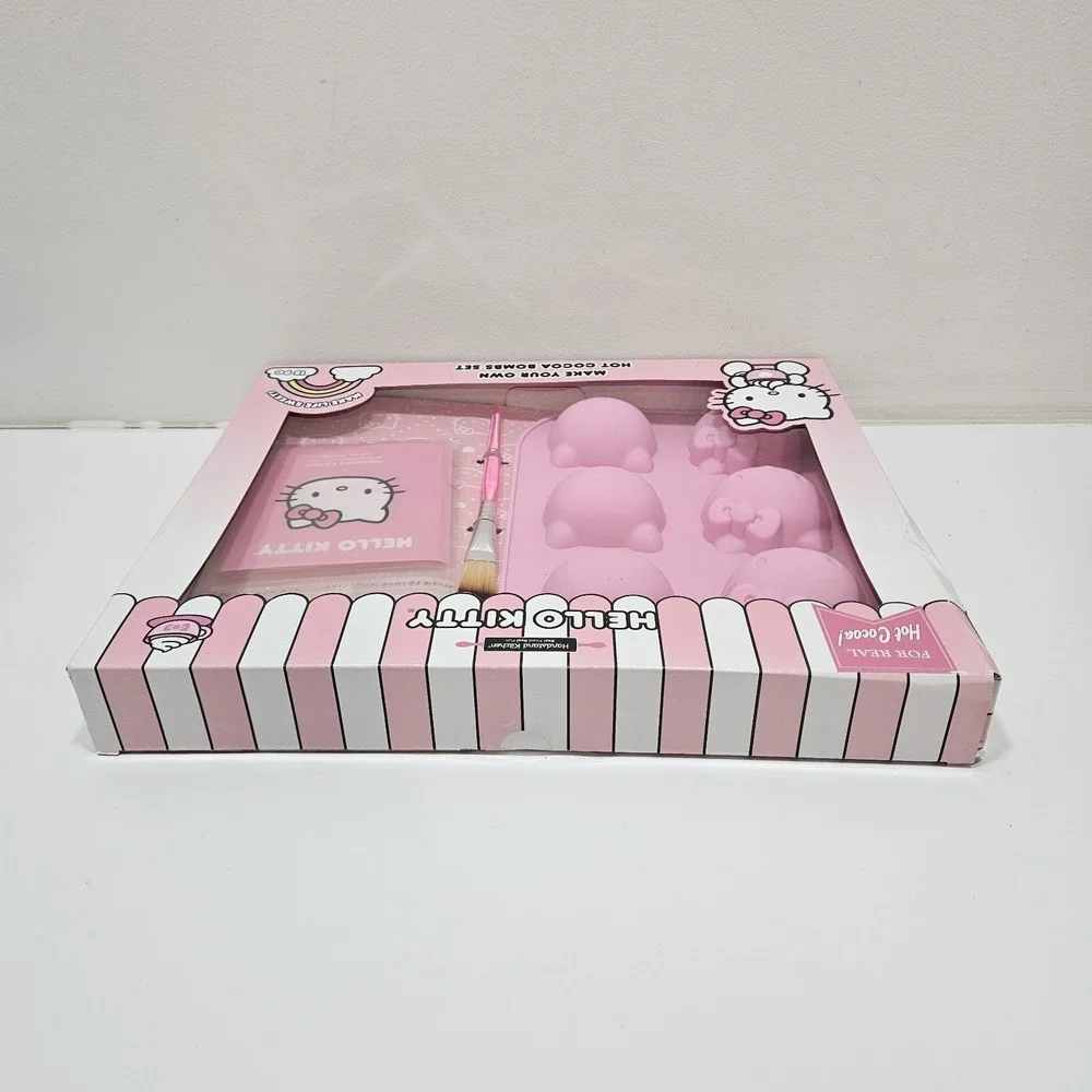 Hello Kitty Hot Cocoa Bombs Set 15 Pc. Silicone Mold, Brush, Gift Bags & Book